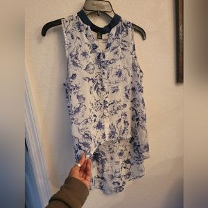 Forever 21  Blue Flower Printed Flowy Blouse